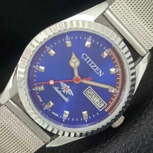 Vintage 1979 Citizen Automatic Mens Silver Watch W/daydate & Blue accents